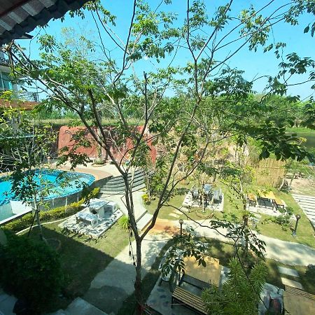 تشانتابوري Keree Lakeview المظهر الخارجي الصورة